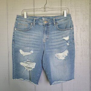 Style & Co Women's Bermuda Destroyed Denim Jeans. Size 8